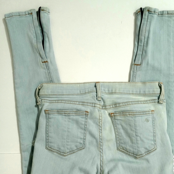 Rag & Bone Jean The ZIPPER CAPRI Jeans in SHREDDED NORTE 26 Distressed - Picture 4 of 8